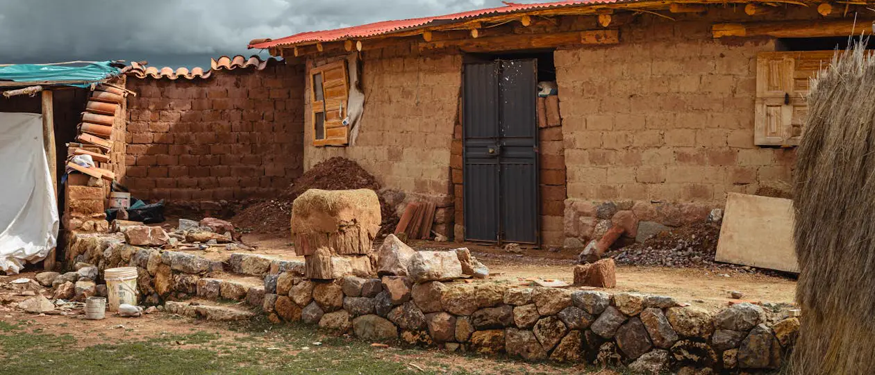 Casa de Adobe: Arquitetura Sustentável e Atemporal